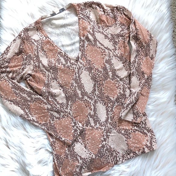 belford Tops - Nice and Trendy Pattern Blouse